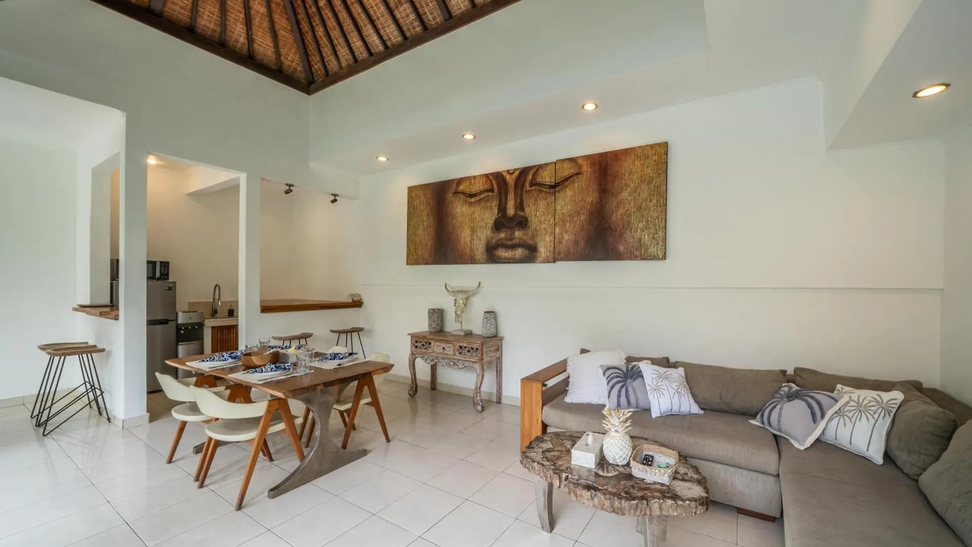 Villa Kangaroo Seminyak Next To Double Six Beach  Seminyak (Bali)