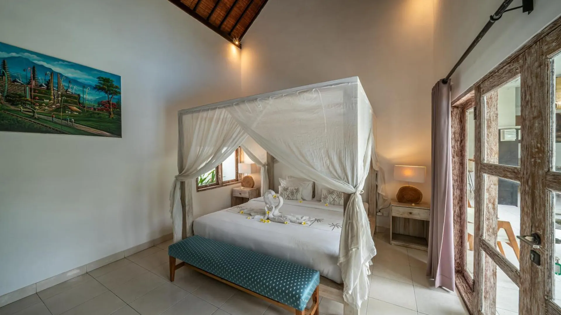 Villa Kangaroo Seminyak Next To Double Six Beach Indonesia