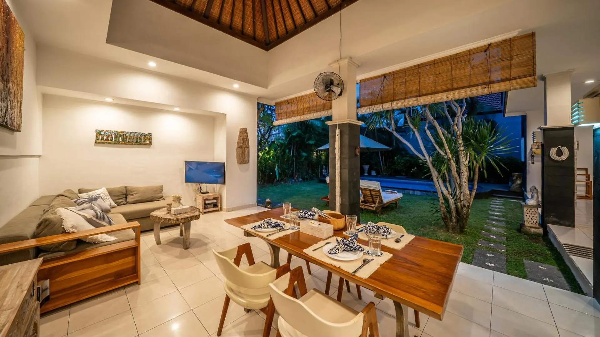 Villa Kangaroo Seminyak Next To Double Six Beach  Seminyak (Bali)